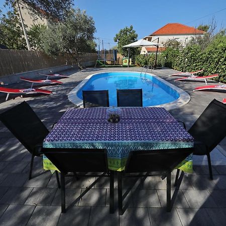 Apartment With Private Pool Sukosan Ngoại thất bức ảnh