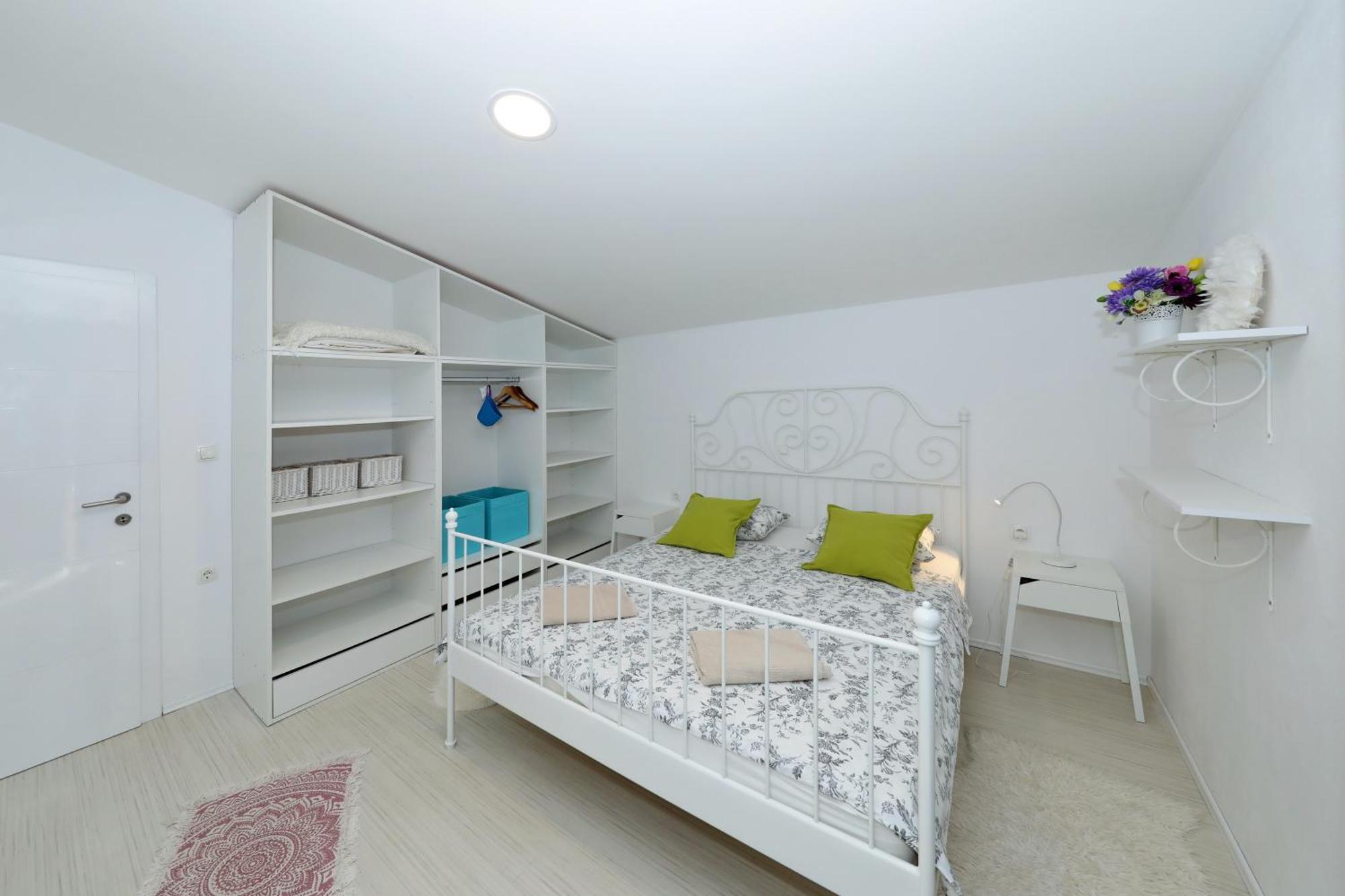 Apartment With Private Pool Sukosan Ngoại thất bức ảnh