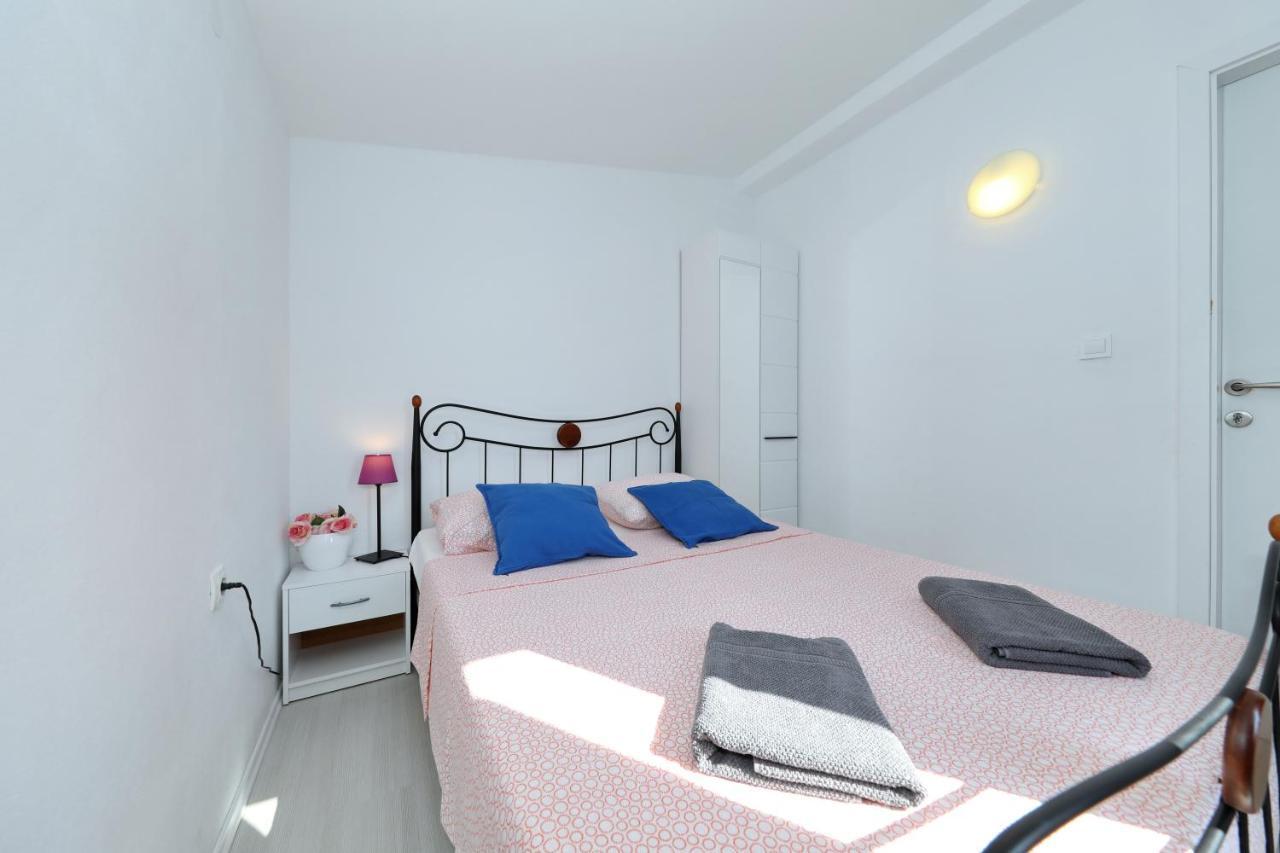Apartment With Private Pool Sukosan Ngoại thất bức ảnh