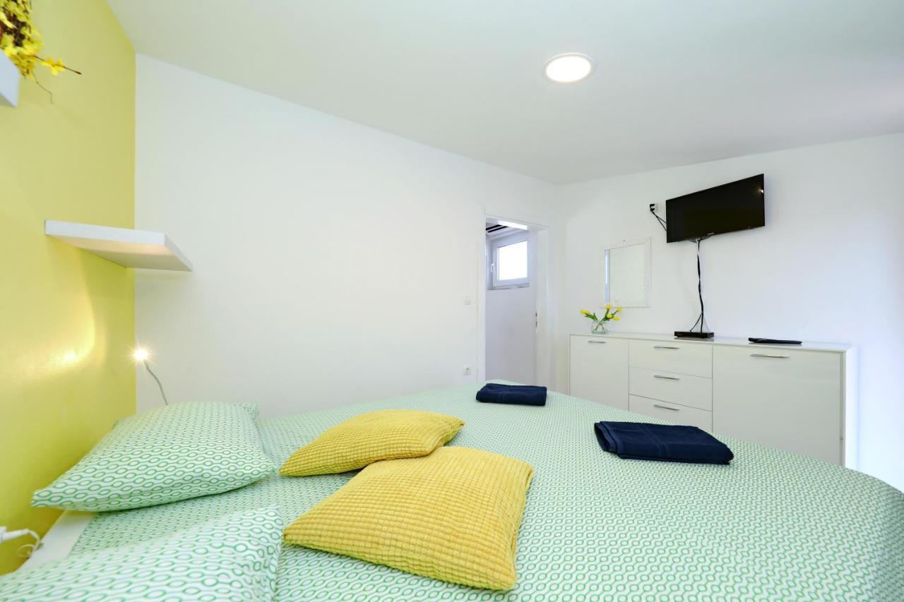 Apartment With Private Pool Sukosan Ngoại thất bức ảnh