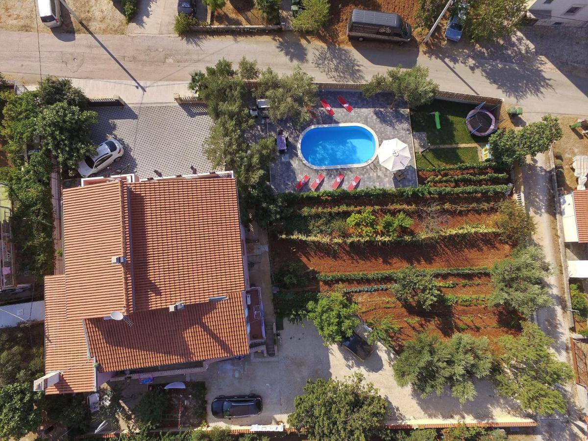 Apartment With Private Pool Sukosan Ngoại thất bức ảnh